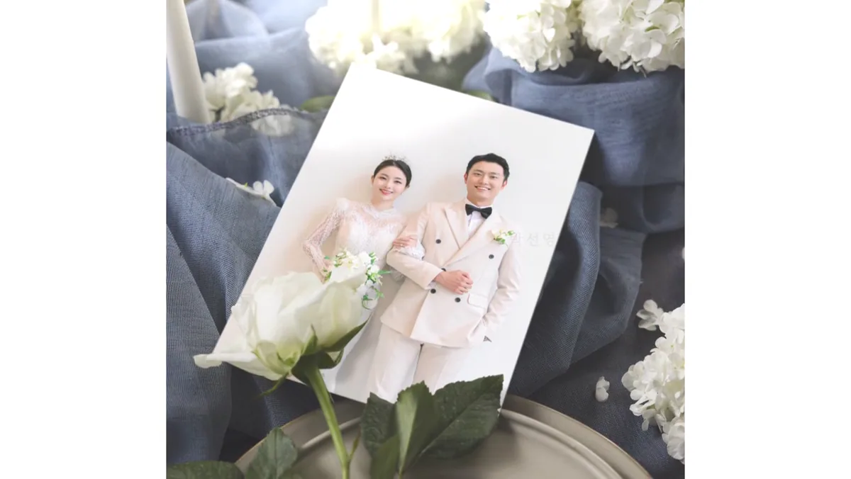 To The Bride(Simple Slide) 제목이 나오는 장면